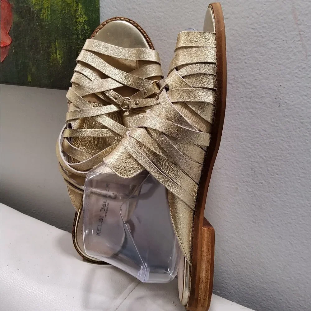 Kelsi Dagger gold metallic